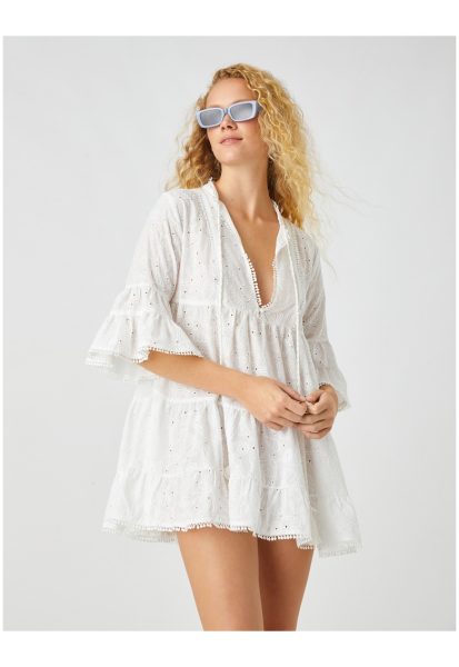 Rochie lejera de plaja cu broderie