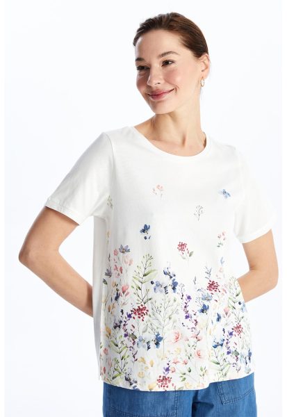 Tricou lejer cu model floral