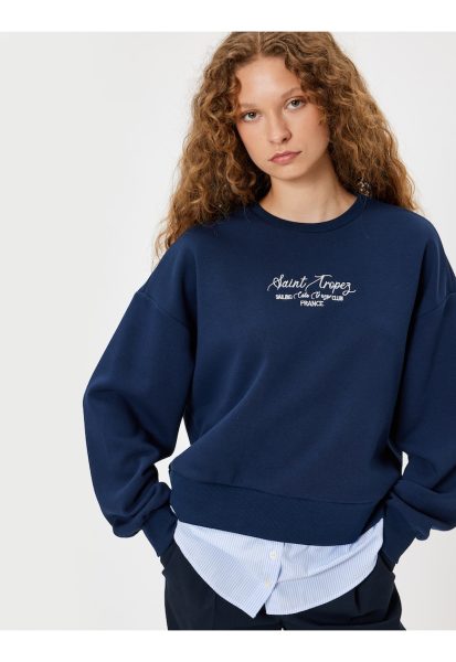 Bluza de trening cu decolteu la baza gatului