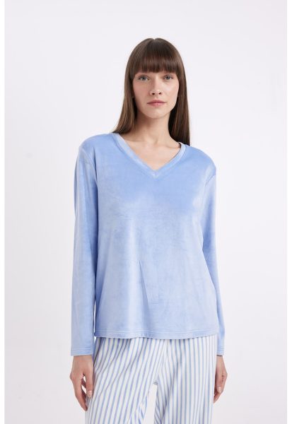 Pijama cu pantaloni lungi si decolteu in V