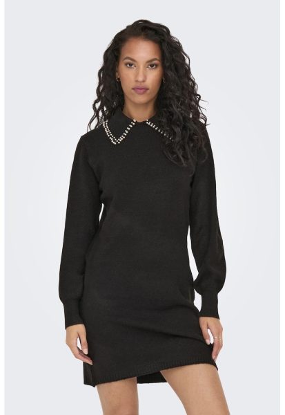 Rochie-pulover cu margele la guler