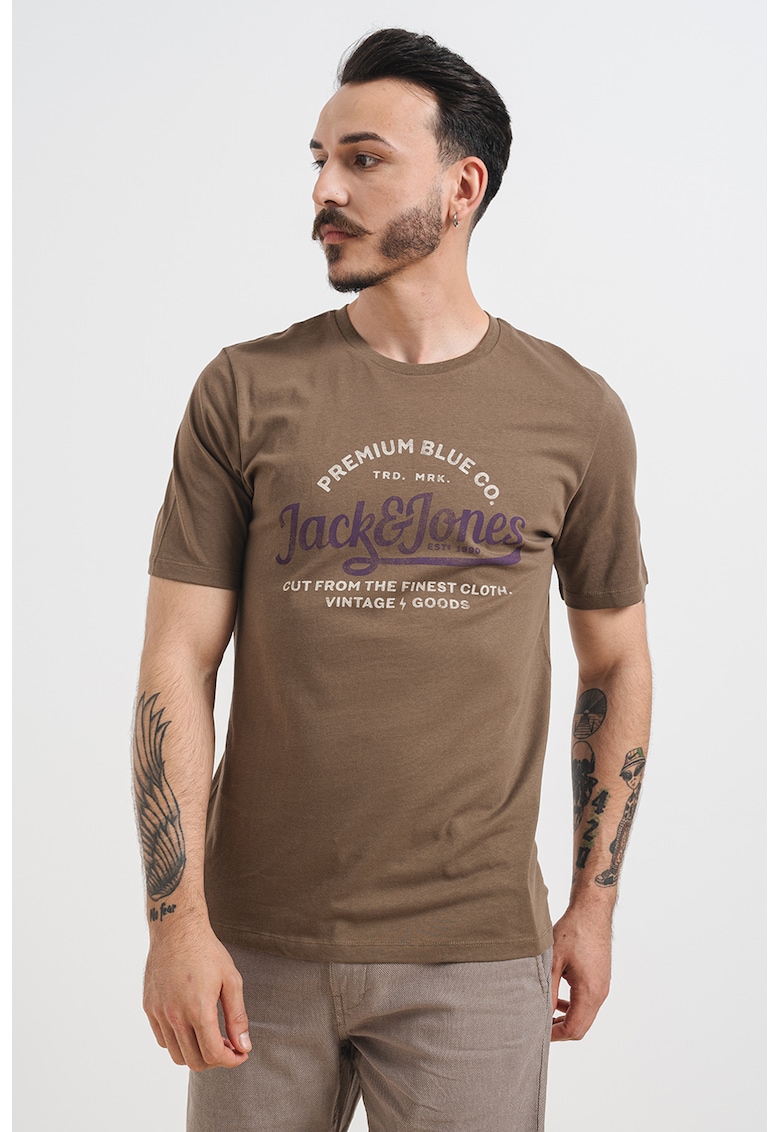 Tricou cu decolteu la baza gatului si imprimeu logo