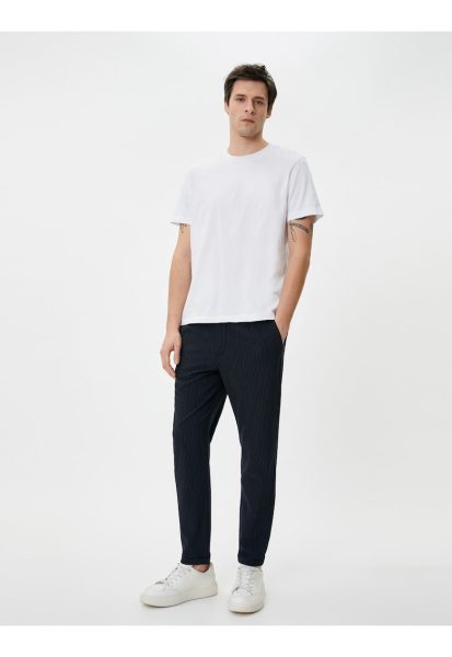 Pantaloni cu snur de ajustare