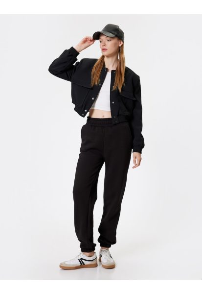 Pantaloni de trening relaxed fit cu model uni