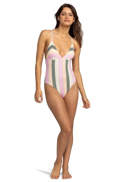 Costum de baie intreg