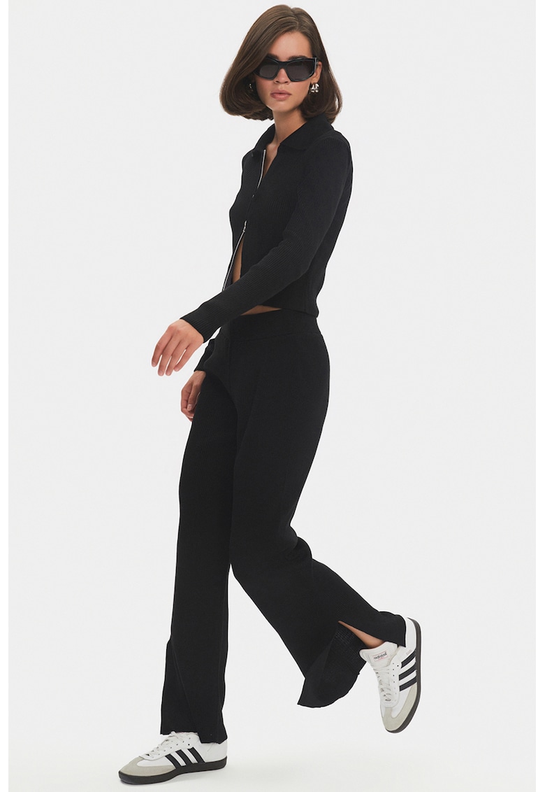 Set de cardigan si pantaloni cu croiala ampla