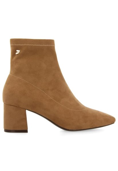 Botine cu varf patrat