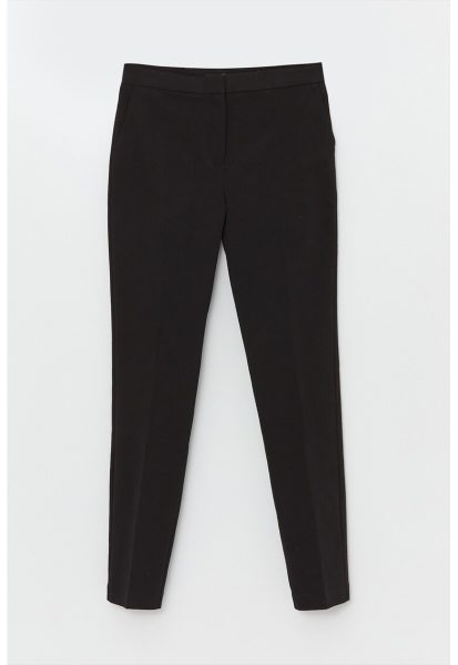 Pantaloni slim fit