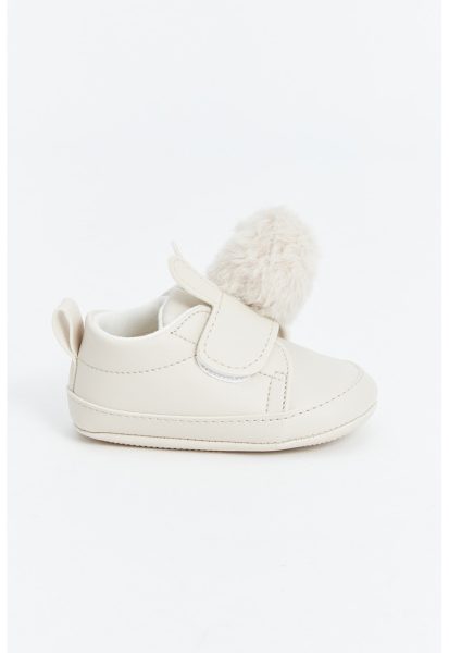 Pantofi de piele ecologica cu velcro si ciucure