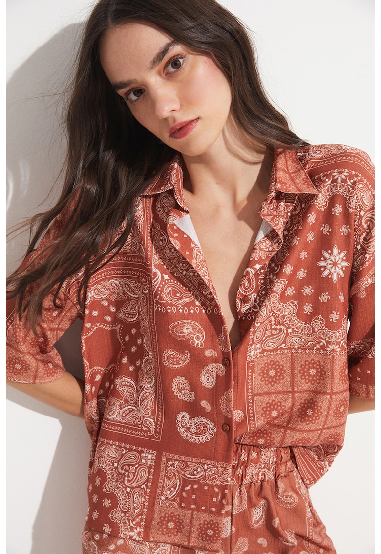 Set de camasa lejera cu model oriental si pantaloni