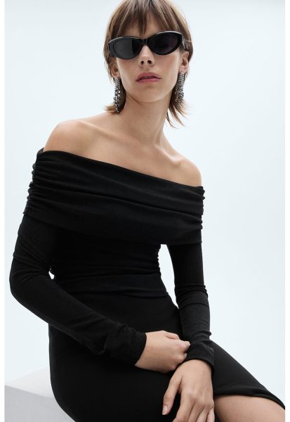 Bluza din lurex cu decolteu pe umeri