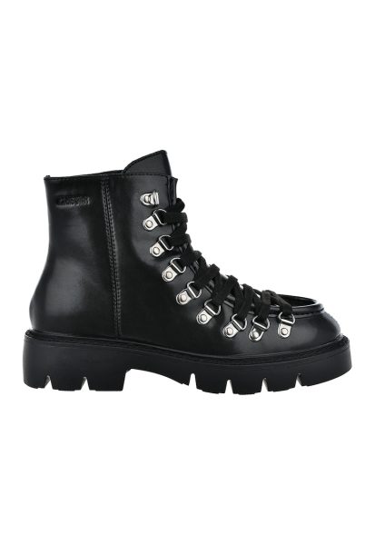 Ghete din piele