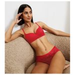 DELIGHTFUL SPOTLIGHT Sutien buretat rosu