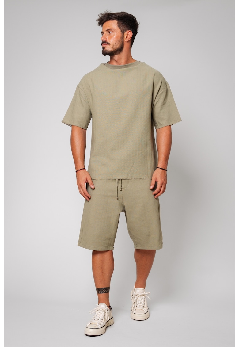 Tricou lejer si bermude cu snur - 2 piese