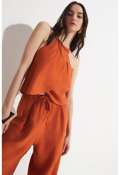 Set de top si pantaloni cu croiala ampla