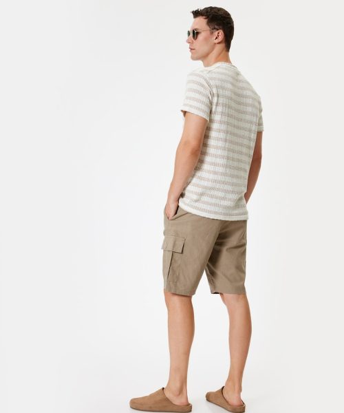 Pantaloni scurti din amestec de in cu buzunare cu clapa