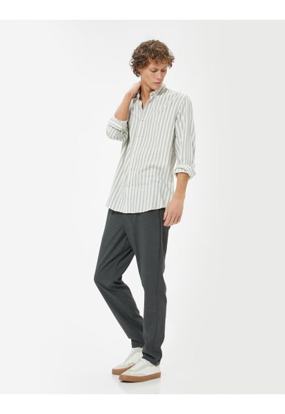 Pantaloni slim fit cu snururi de ajustare