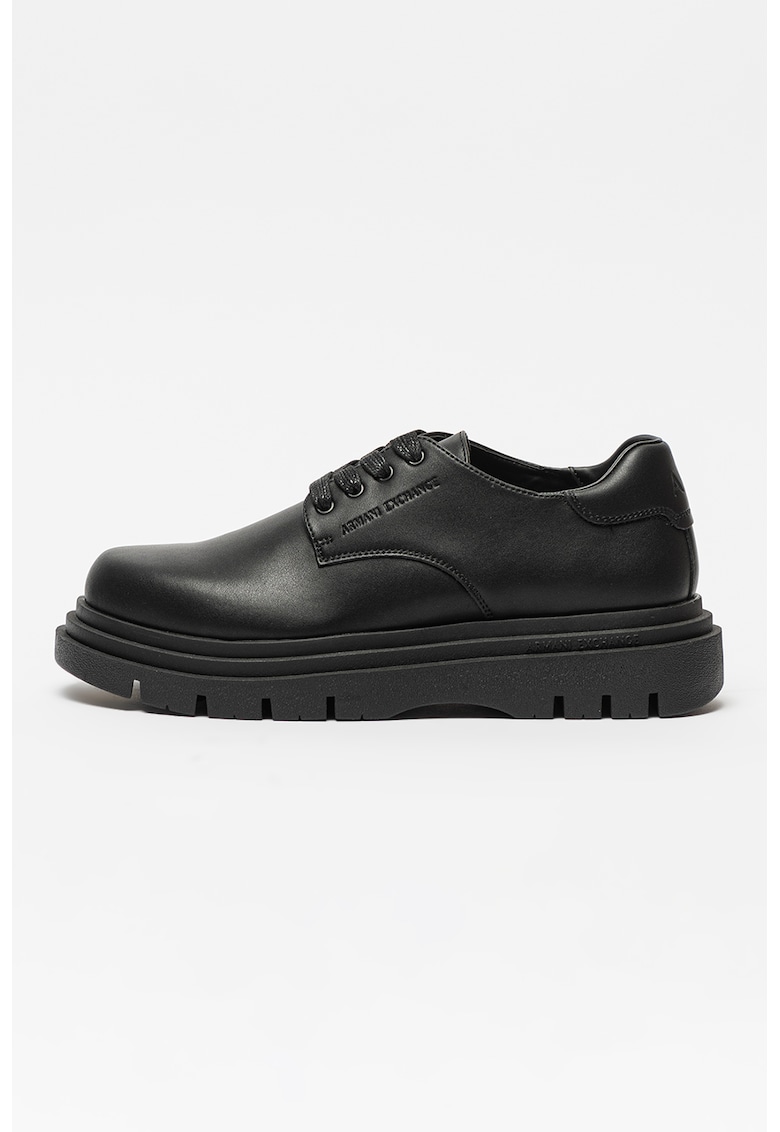 Pantofi casual de piele lacuita