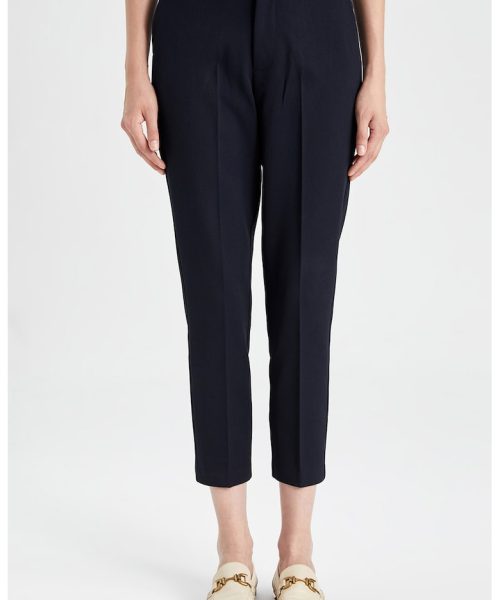 Pantaloni crop cu talie inalta